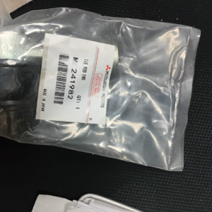 MITSUBISHI MOTORS MR241986
